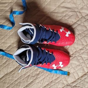 Under Arnour Youth Football Cleats